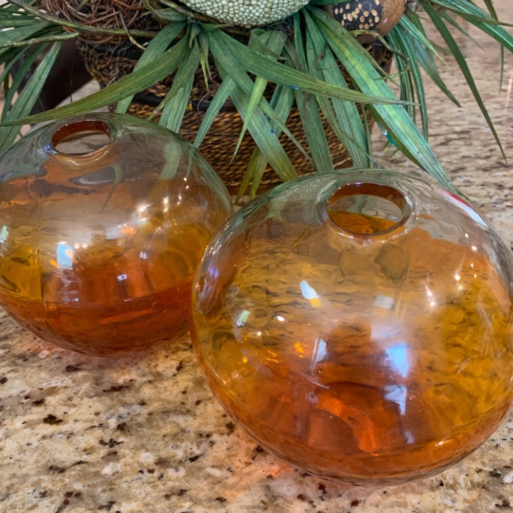 Model Home Glass Decor | Staging